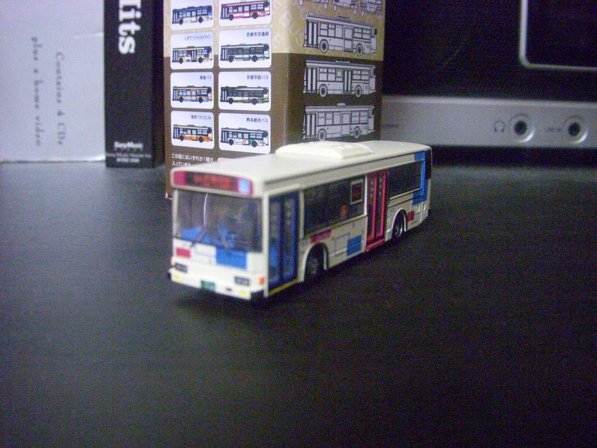 日野ブルーリボンII ノンステップバス 1/32スケール Amazon.co.jp: バスコレクション 32弾 日野 ブルーリボン ノンステップ